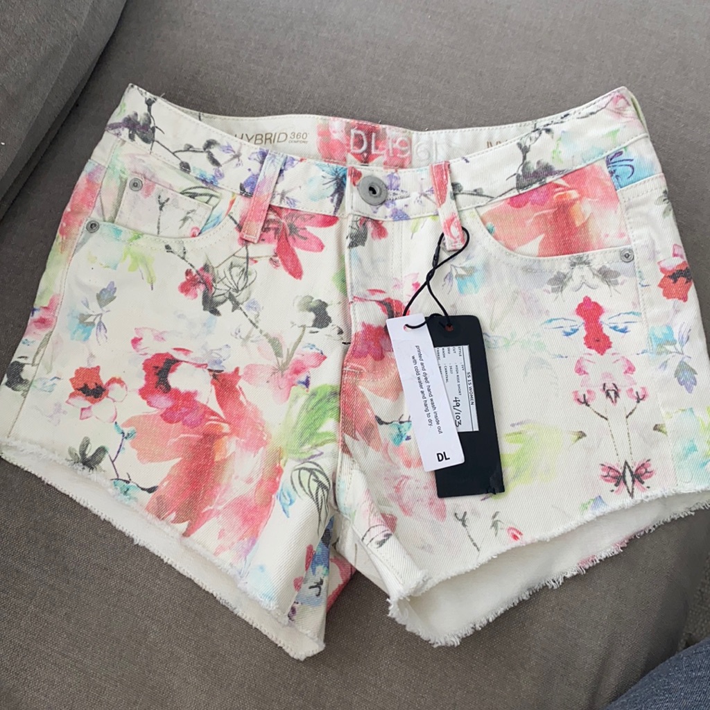 Nwt Dl1961 Floral Jean Shorts